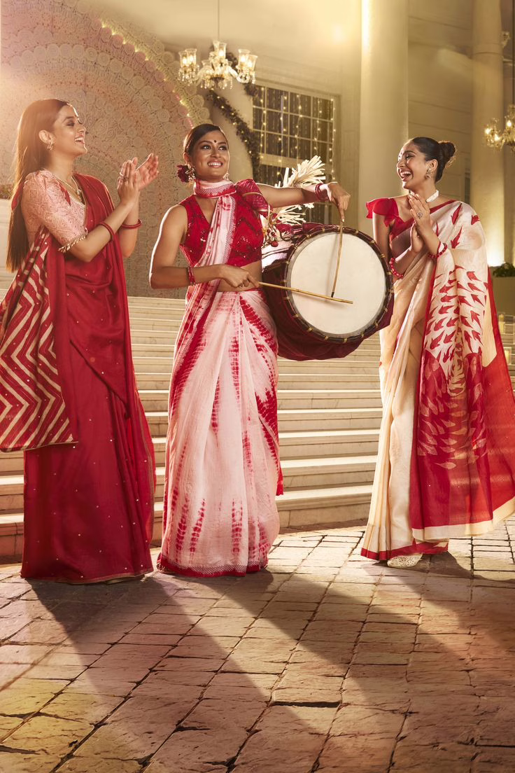 7 Smart Ways to Care for Your Tant Sarees at Home Like a Pro 3 7 Smart Ways to Care for Your Tant Sarees at Home Like a Pro Bengal's pride-tant sarees