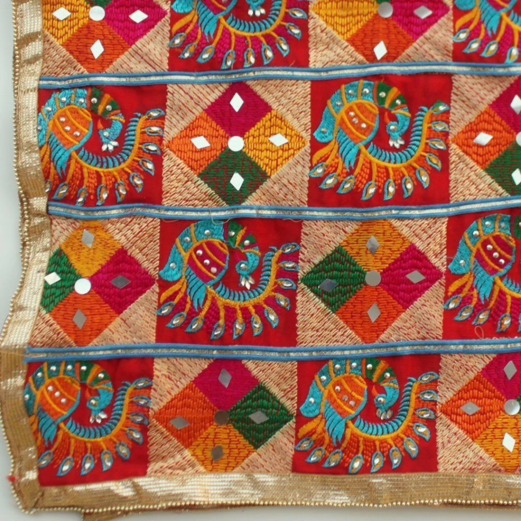 5 Things You Didn’t Know About Phulkari Embroidery 3 5 Things You Didn’t Know About Phulkari Embroidery 567dab2e8c9fbdf98b94375585727c8d https://ethniclovers.com/wp-content/uploads/2025/05/88c09a469dd342529e5fbd3bc12254a0.avif Ethniclover