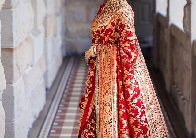 5 Classical Indian Ethnic Wear Dresses for 2025