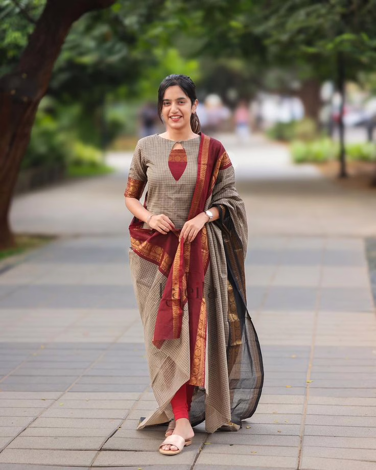 7 Top Reasons To Embrace Khadi- An Eco-Friendly Choice for Your Wardrobe.