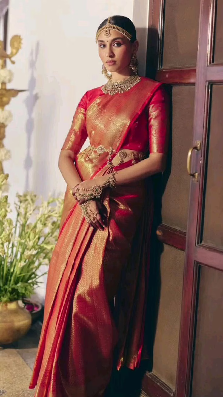 6 Easy Steps To Spot Real Kanjeevaram Sarees!
