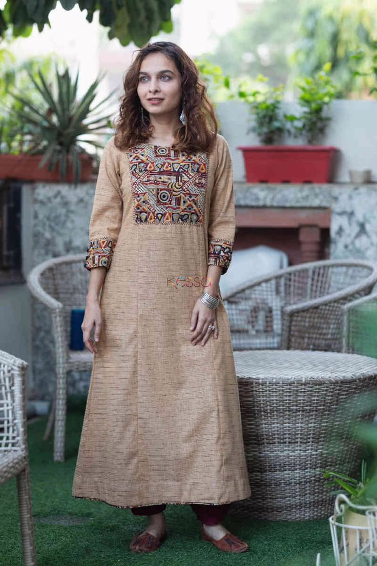 7 Top Reasons To Embrace Khadi- An Eco-Friendly Choice for Your Wardrobe. 6 7 Top Reasons To Embrace Khadi- An Eco-Friendly Choice for Your Wardrobe. d40777b1ae2bb0c0b16f4e300f729d2d 1 https://ethniclovers.com/wp-content/uploads/2025/06/72cb123fcac178a6a6c0776f20f18474.avif Ethniclover