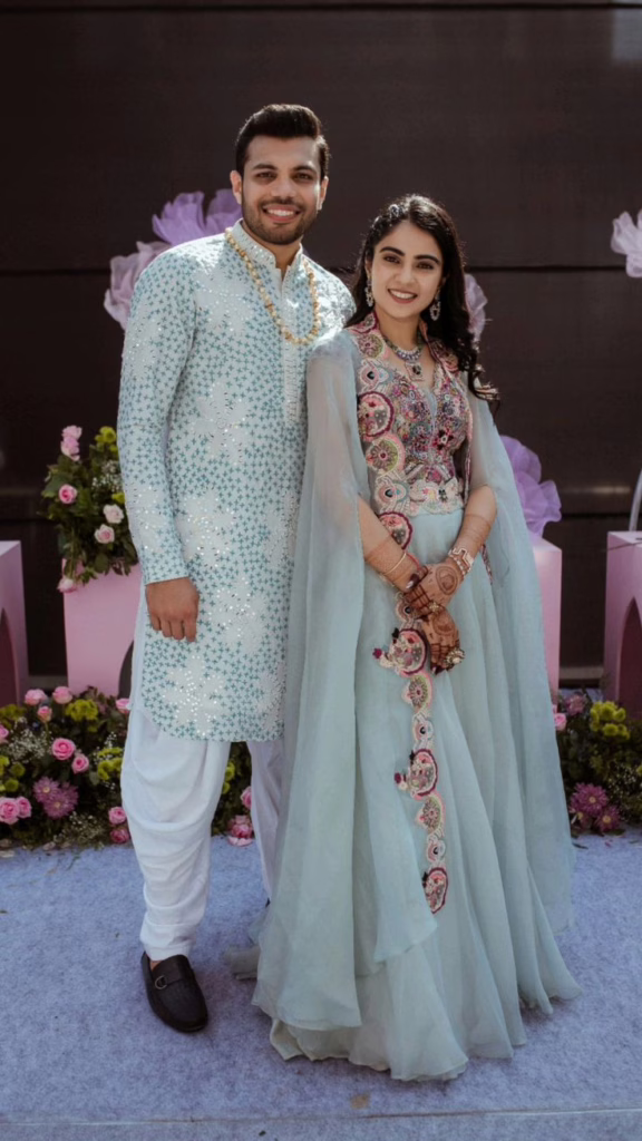 Top Janmasthami 2025 Style Trends for Men and Women 6 Top Janmasthami 2025 Style Trends for Men and Women 30af95560a1d25601729032571dfbb54 https://ethniclovers.com/wp-content/uploads/2025/08/391a5e2c779570168cc75d23e7a1d94f.avif Ethniclover
