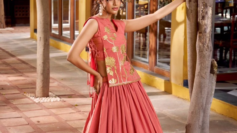 10 Ethnic Wear Must Haves in Your Wardrobe