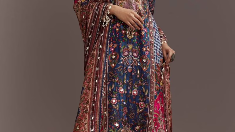 Ethnic Wear Trends 2026: Fashion Mistakes Women Are Finally Leaving Behind